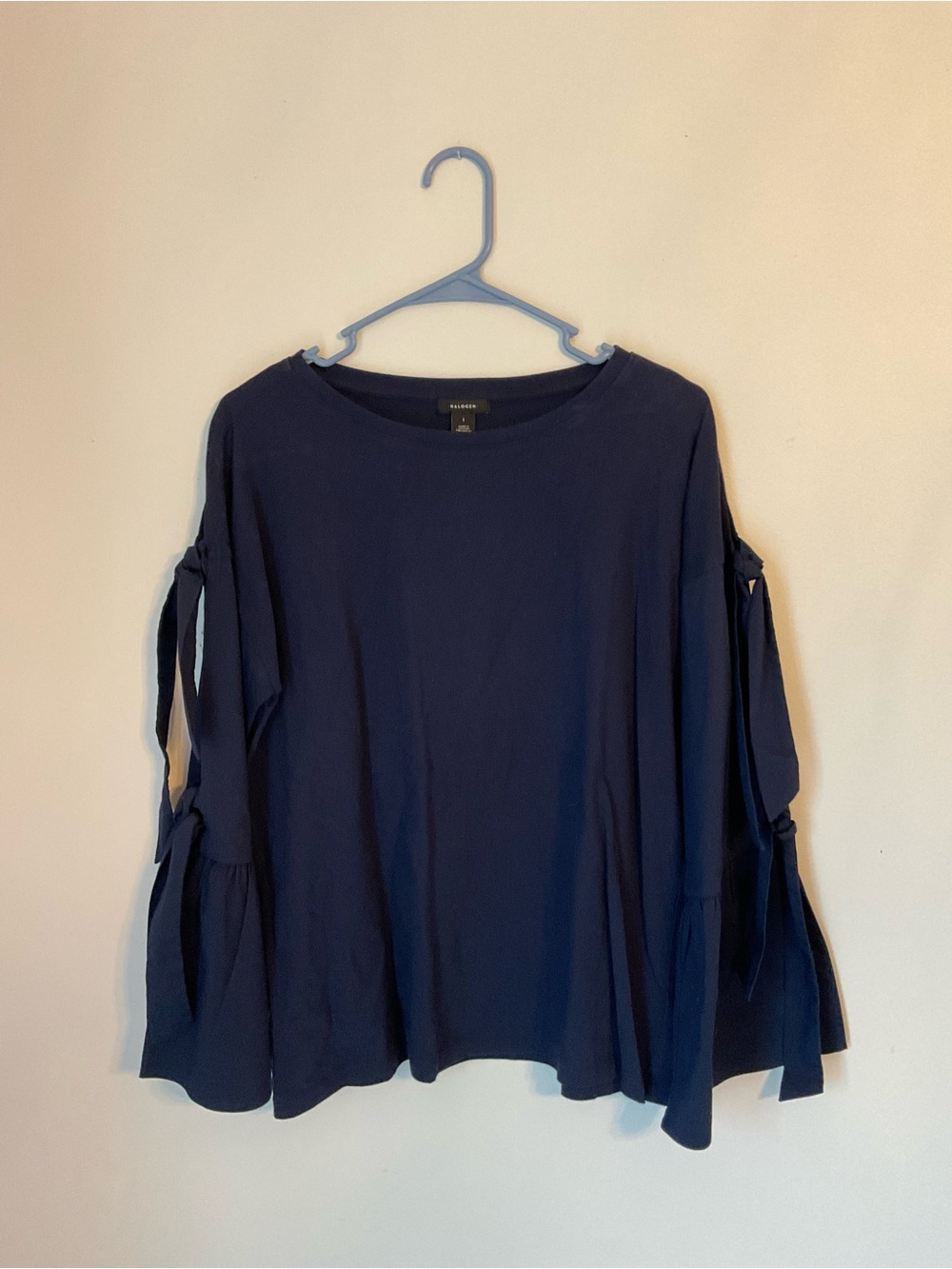 Women’s Navy Tie-Sleeve Top Sz. L